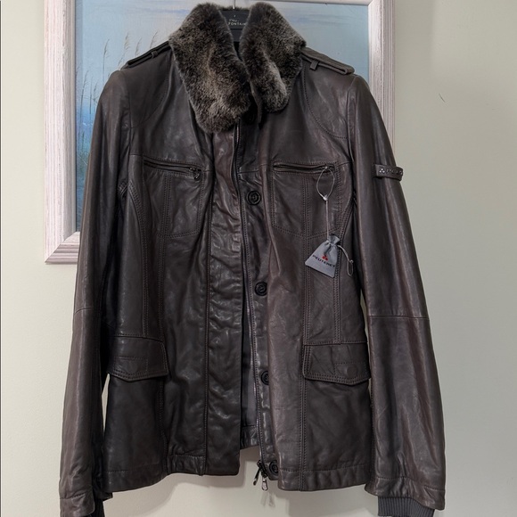 Peuterey Jackets & Blazers - Peuterey "CINDI' taupe Gray leather jacket size 48